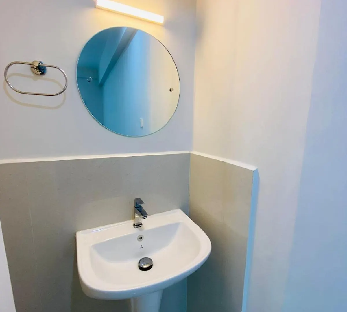 Nujoom Apartments Kochi Hotel