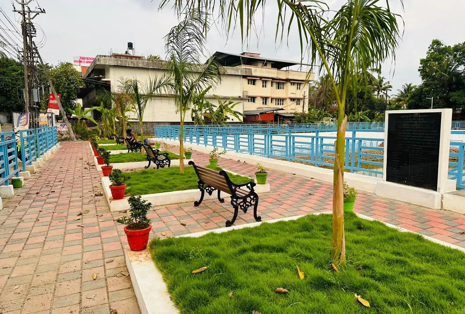 Hotel Nujoom Apartments Kochi