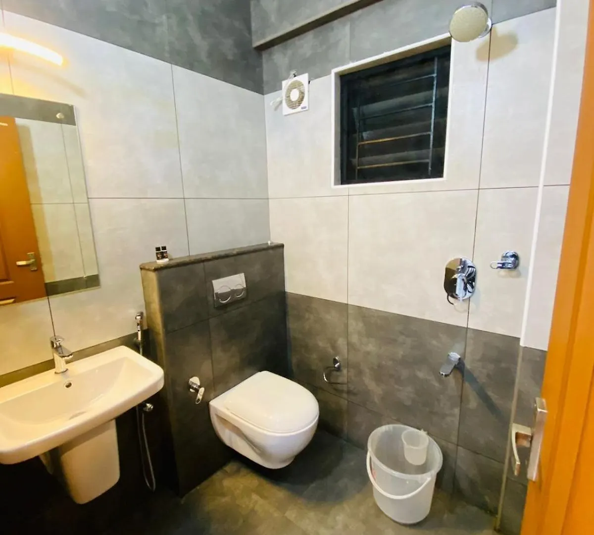 Nujoom Apartments Kochi Hotel