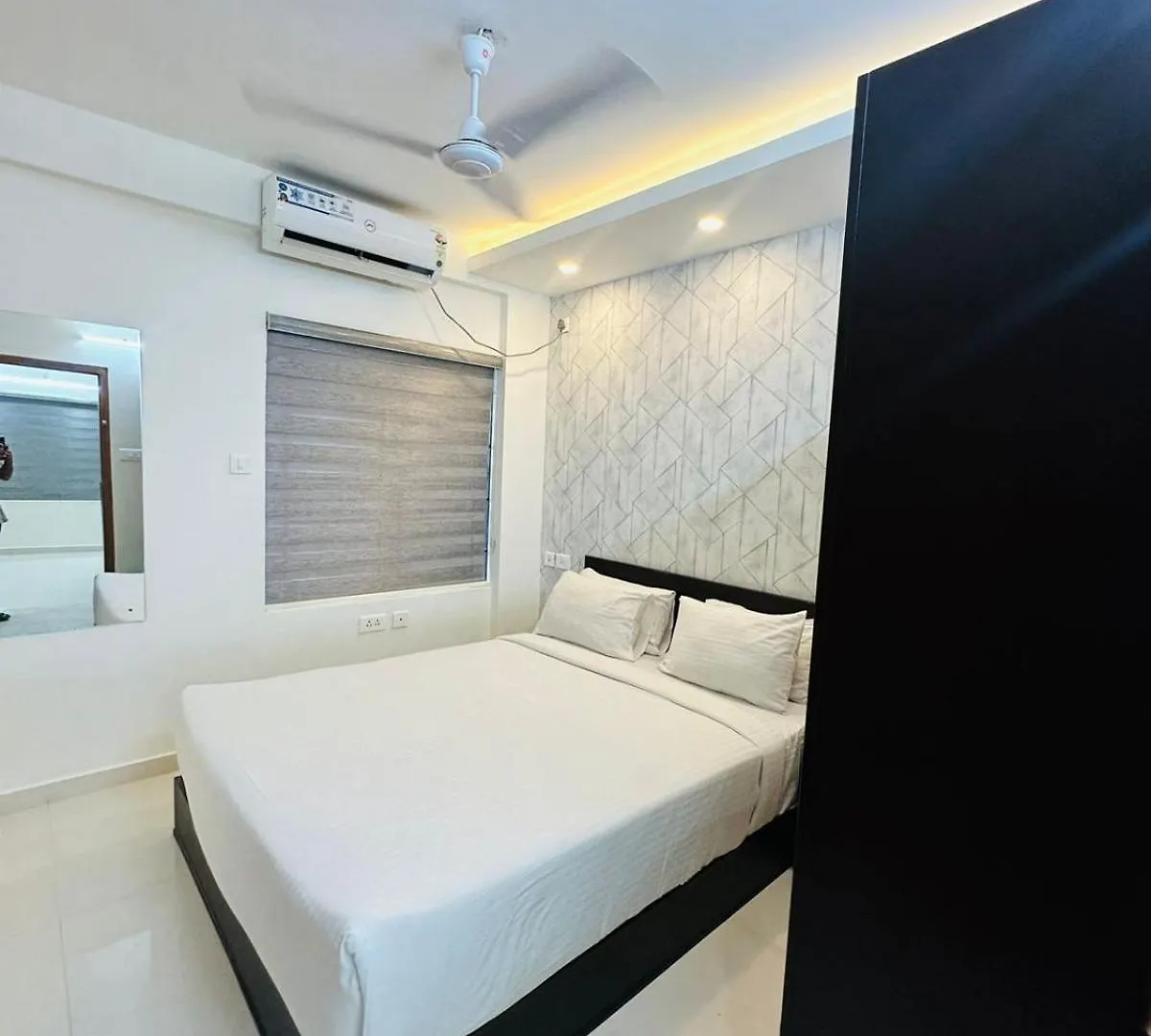 Nujoom Apartments Kochi 3*,  India