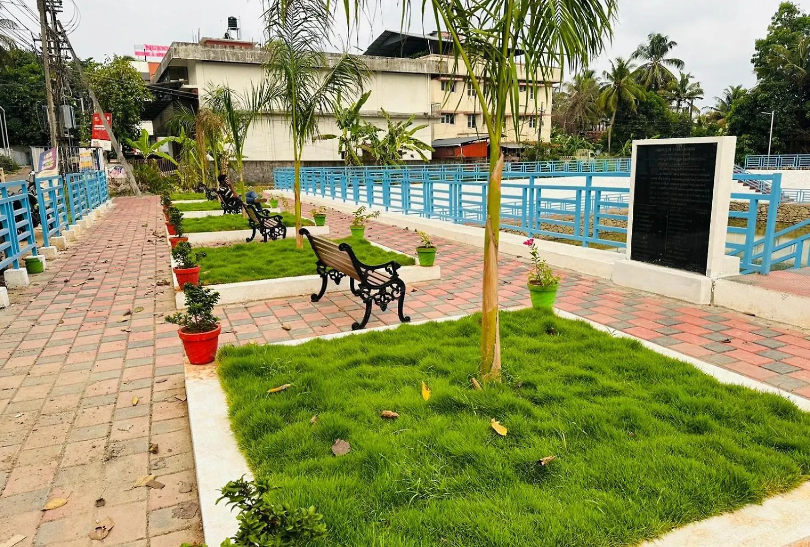 Nujoom Apartments Kochi